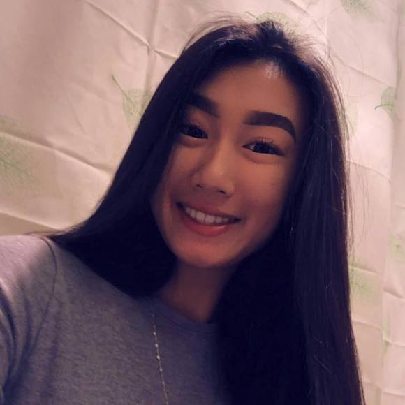 Poshmark profile picture for @qty
